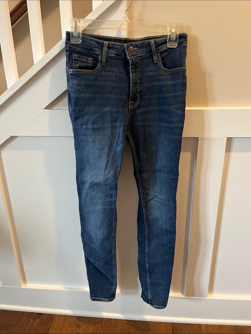 Old Navy high-rise rockstar super skinny secret-slim pockets jeans
